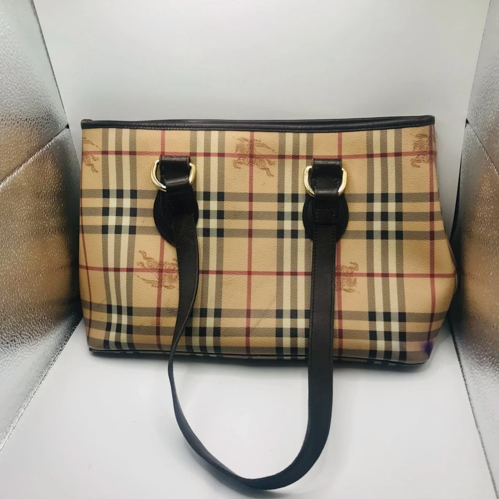 Burberry Beige Haymarket Check Regent Tote Bag - Picture 4 of 16